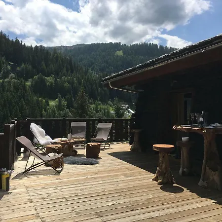 La Ferme Aux Biches *